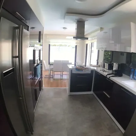 Ada Life Luxurious Zeta A7 Summer Enjoyment For You And Your Family #117471 度假居